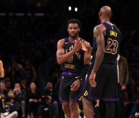 乐鱼官网-铁林：詹姆斯应该带上布朗尼回骑士 就像字母哥带兄弟在密尔沃基