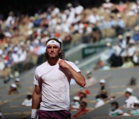 乐鱼官网-西西帕斯憾负仍锋芒毕现 掀翻费纳德还得看他？