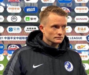 拉尔森回归助阵建奇功 大连人仍缺一锤定音者